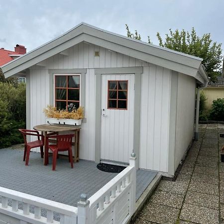 Mysigt Och Centralt Strömstad Esterno foto